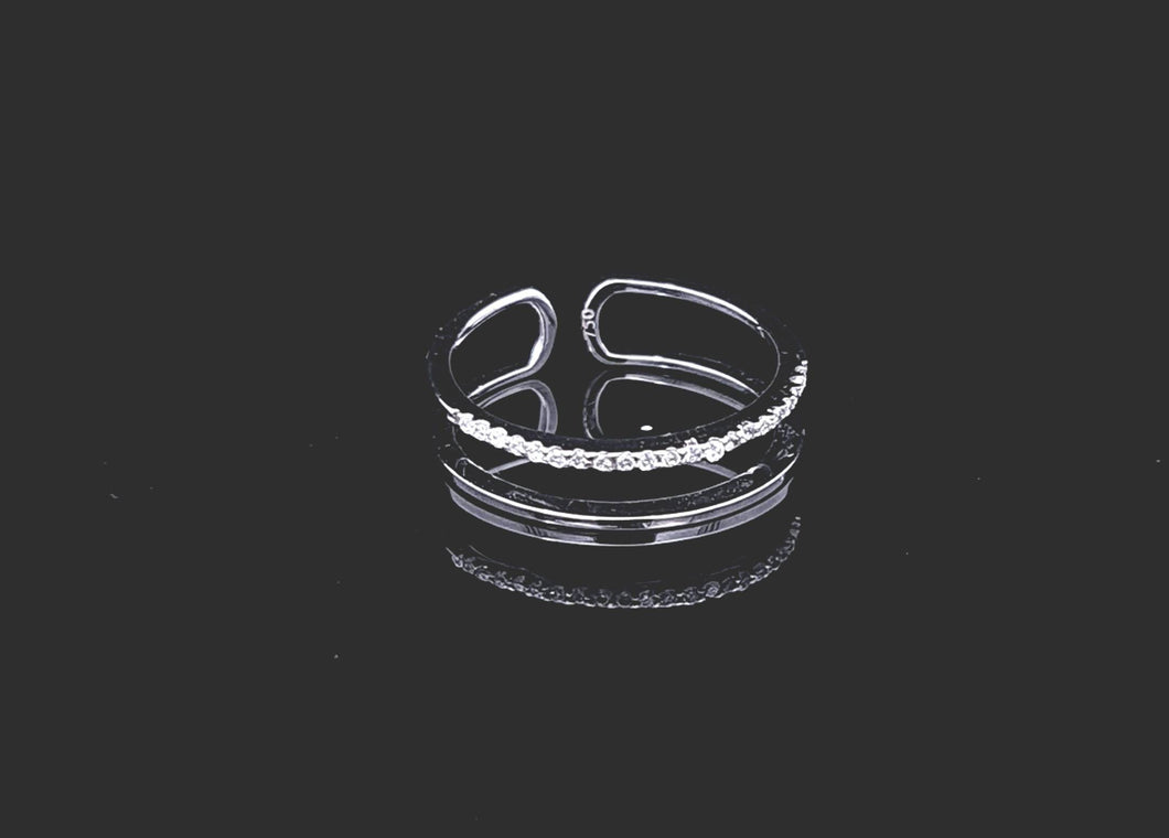 0.12cts [21] Round Brilliant Cut Diamonds | Designer Band | 18kt White Gold